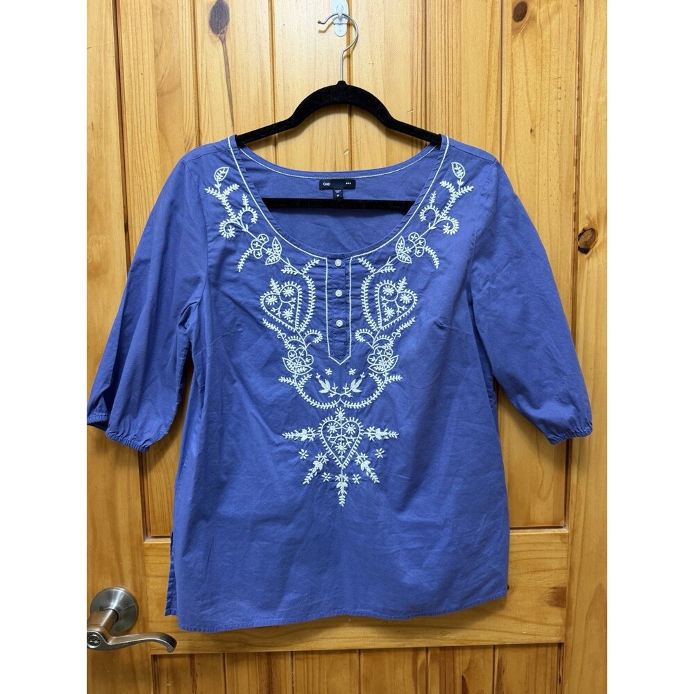 Gap 3/4 Sleeve Periwinkle Violet-Blue Boho Tunic with White Embroidery Size M